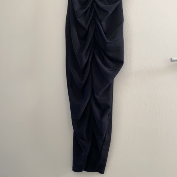 🩷🩵Pretty Little Thing - Black Strappy Ruched Midi Dress - Picture 2 of 9